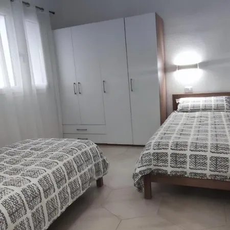 بيت للعطل Dolce Casa Baia Sant'anna -