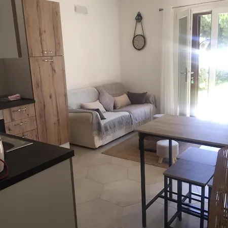 Dolce Casa Baia Sant'anna - بيت للعطل *